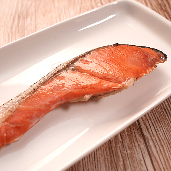 カネハチフーズ 熟成塩鮭食べ比べセット12枚(紅鮭中辛80g×6枚、銀鮭甘口100g×6枚)冷凍【送料無料】
