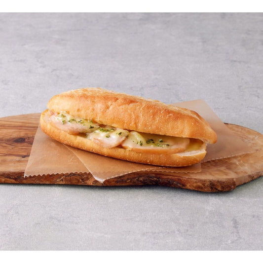 ベルリーベ 冷凍バゲットサンド（チキン&バジル） 1本