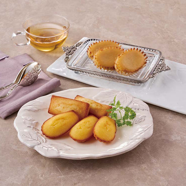 【冬ギフト】「アンリ・シャルパンティエ」スマイルフォー東北-フロム芦屋 ケーク･フロマージュ･アソート＜林檎＞