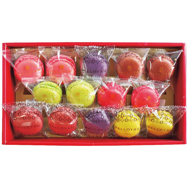 【冬ギフト】「ダロワイヨ」季節のマカロン入り詰合せ