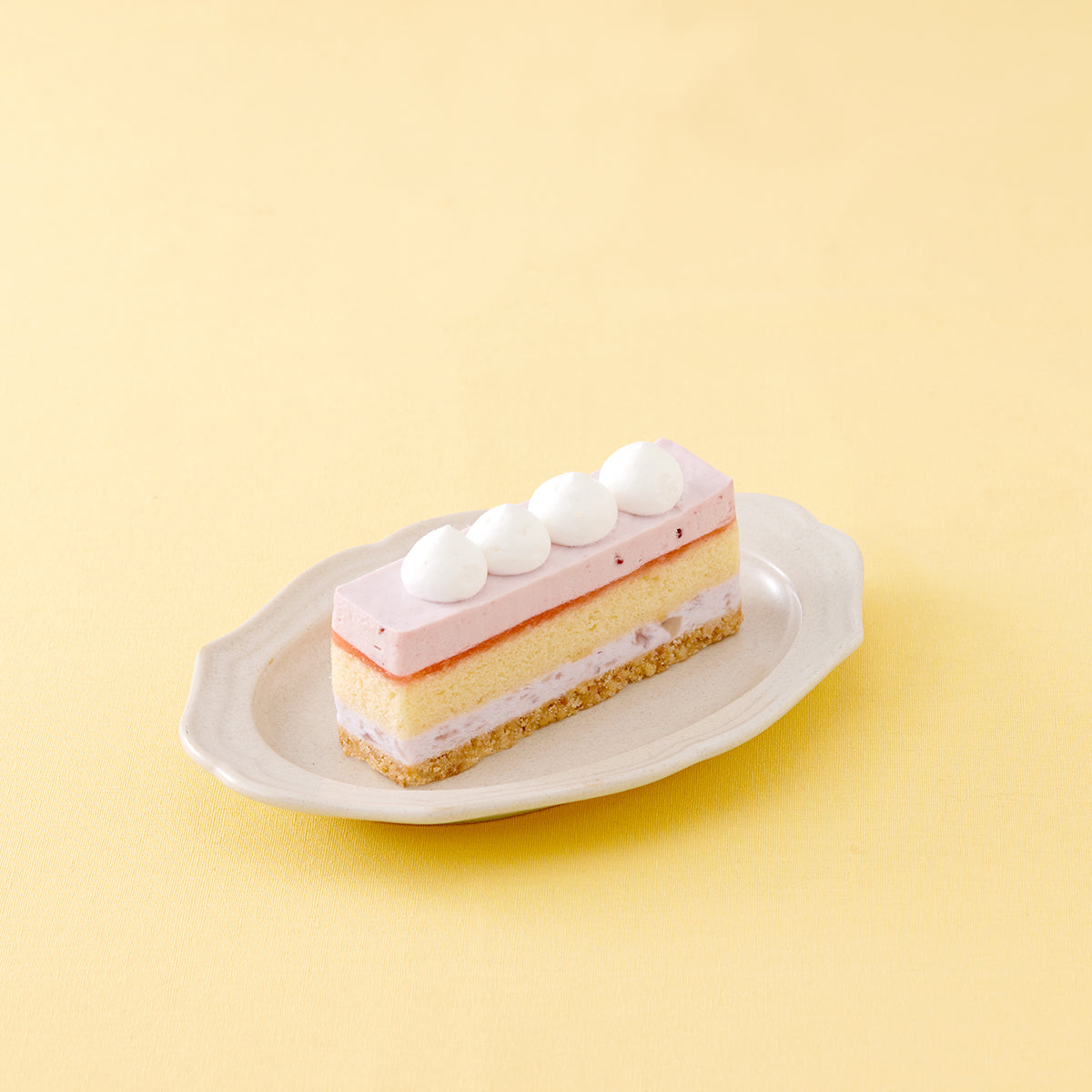 ベルリーベ 白桃とフランボワーズのケーキ 8個 冷凍 | フーヅフリッジ